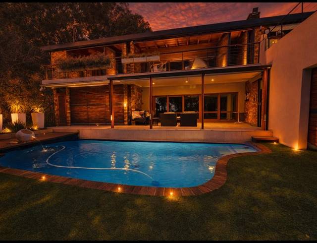 4 BEDROOM HOUSE FOR SALE IN HOUGHTON ESTATE